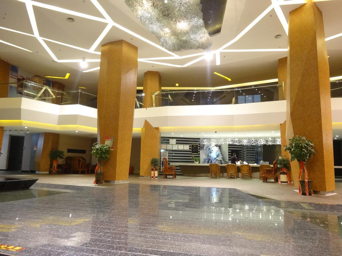 Xilaifeng Hotel Наньнин Экстерьер фото