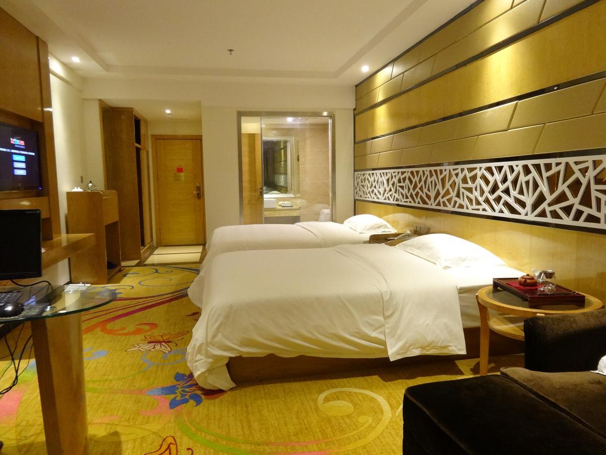 Xilaifeng Hotel Наньнин Экстерьер фото